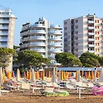Flat On The Shores Of Lignano Apartment
